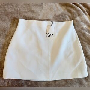 Zara Elegant White Mini Skirt